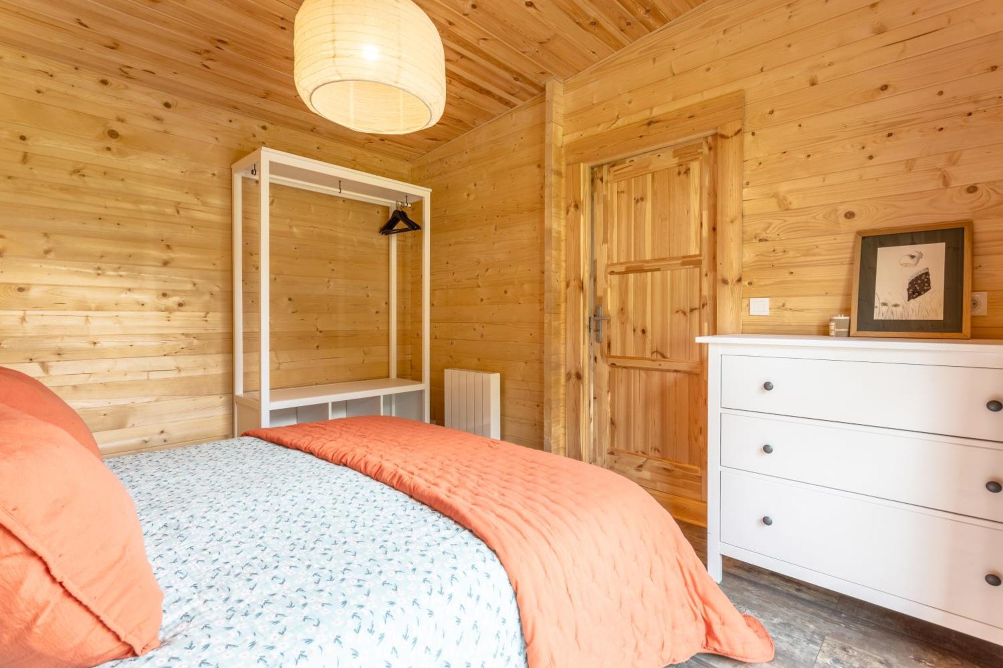 Chalet 4 Pers Landeleau 2Kms Canal Luaran gambar